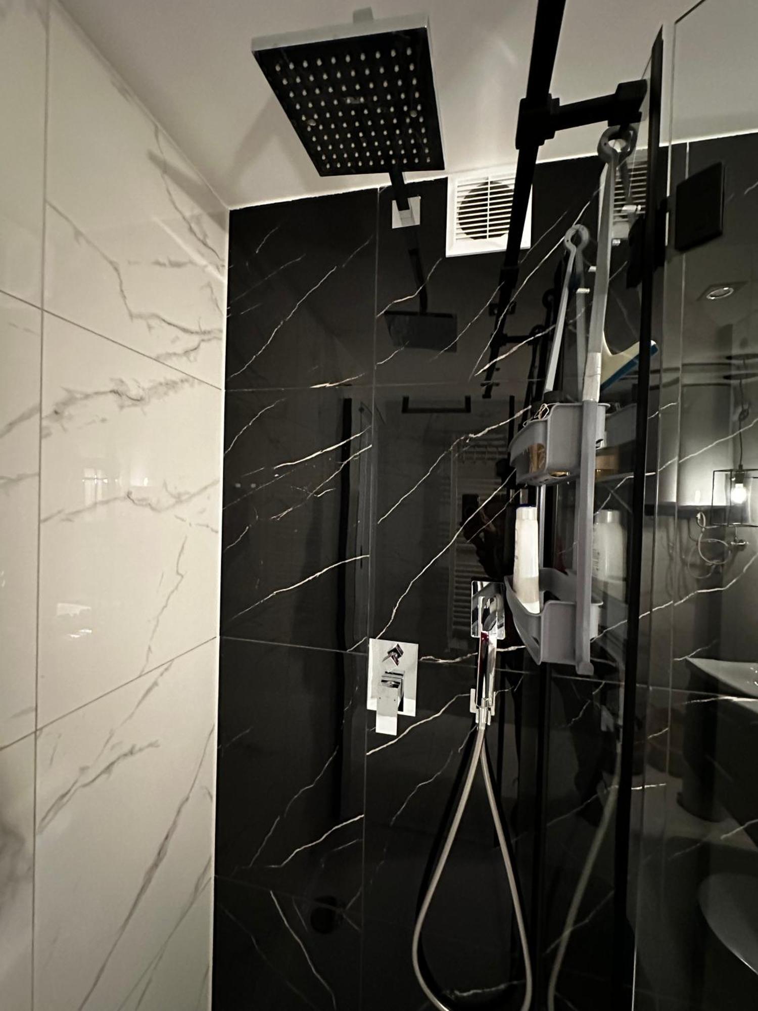 Miniapartament Jelonka Jelenia Gora Bagian luar foto